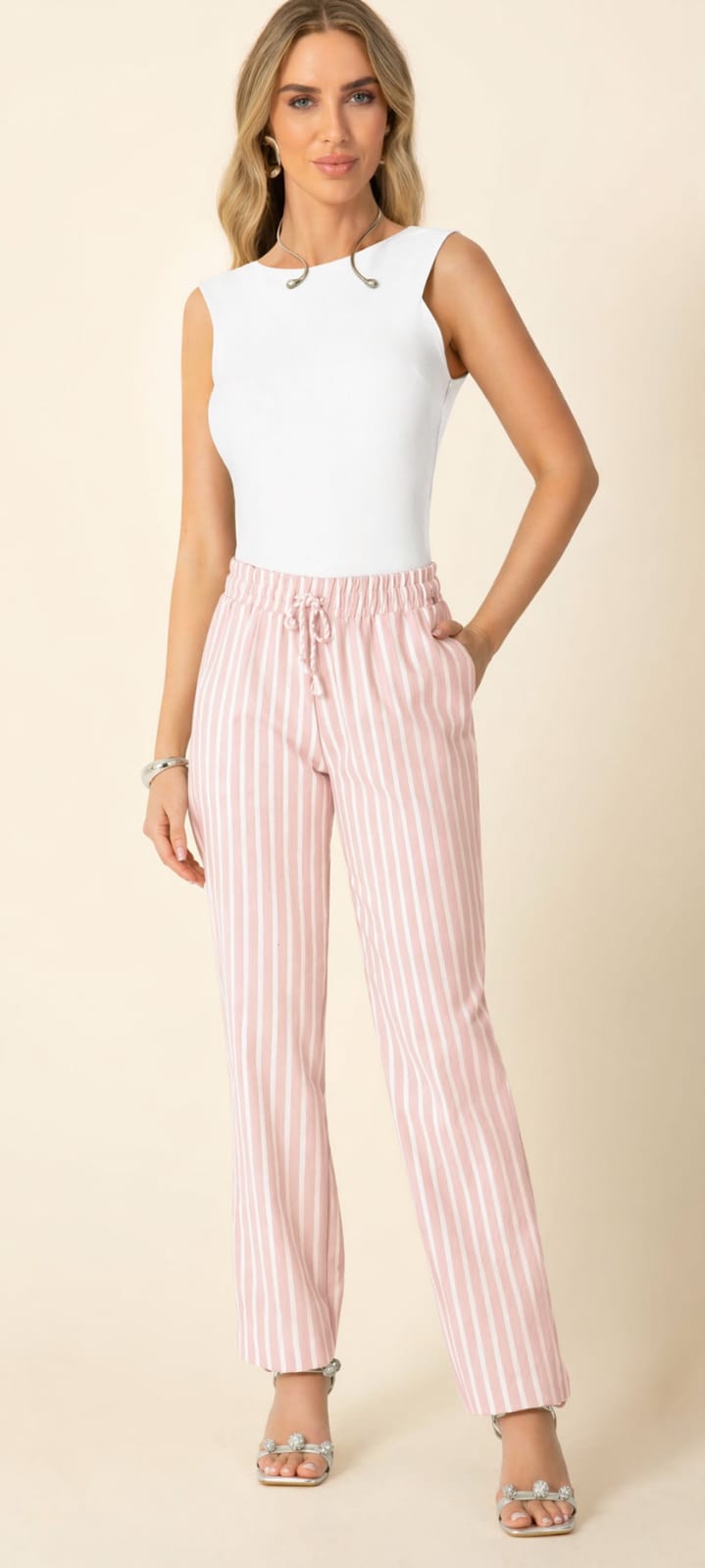 Calça Feminina de Elástico de Tecido