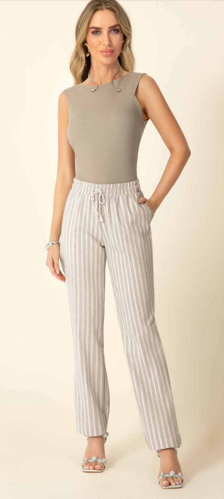 Calça Feminina de Elástico de Tecido - Imagem 2
