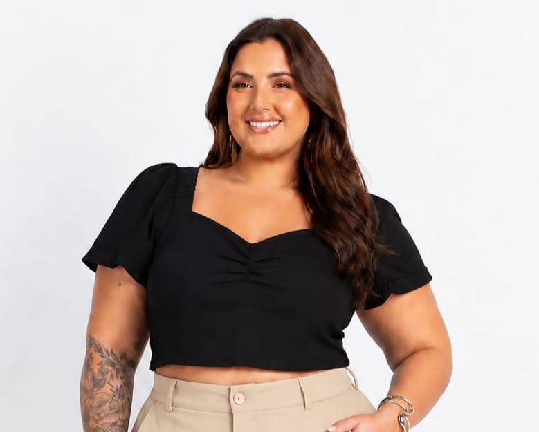 Blusa Cropped Alfaiataria Plus Size Viscolinho - Imagem 4