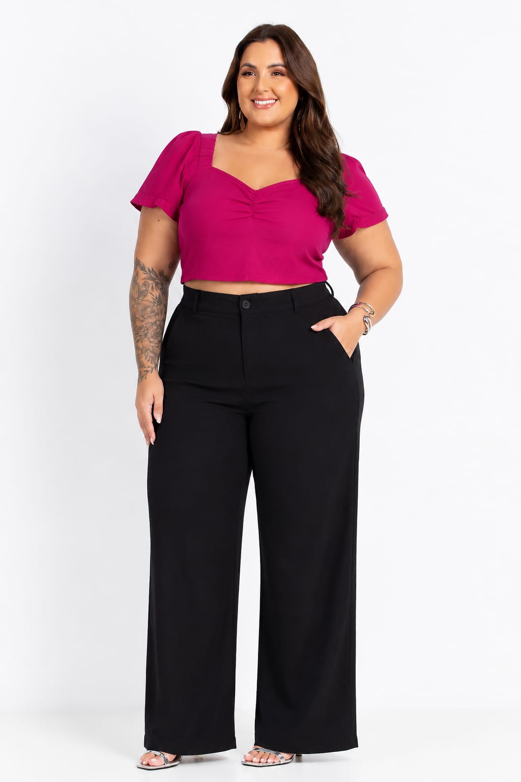 Blusa Cropped Alfaiataria Plus Size Viscolinho - Imagem 3