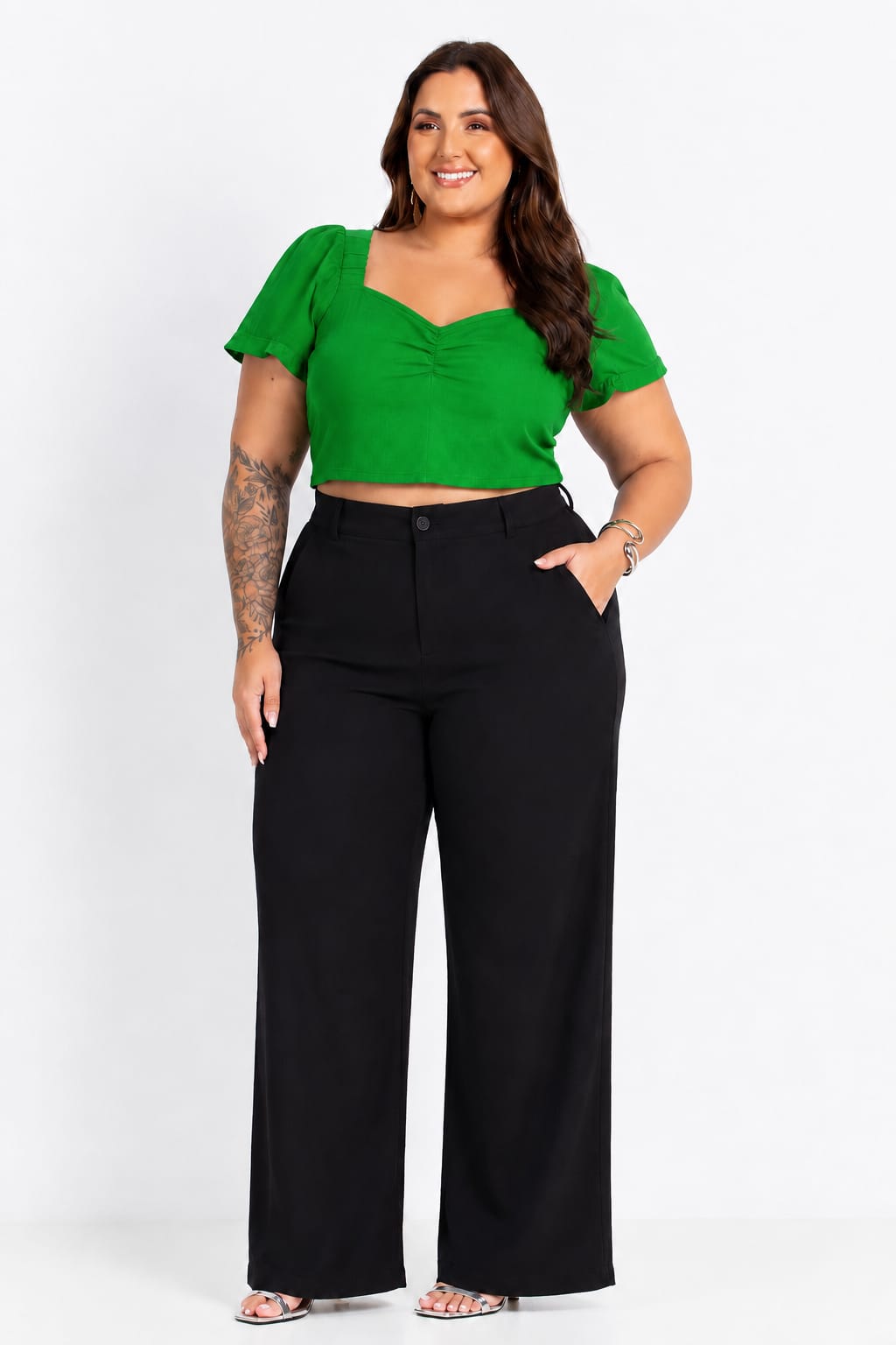 Blusa Cropped Alfaiataria Plus Size Viscolinho - Imagem 2