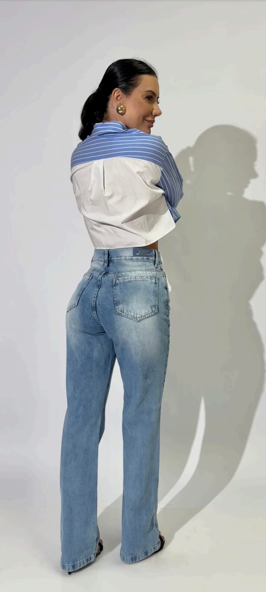 Calça Jeans Feminina Corte Reto - Imagem 2